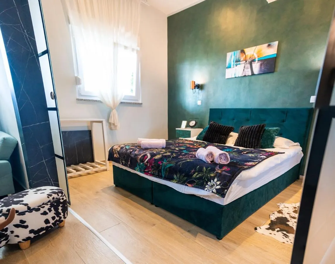 M Inn - Seaview With Sunny Terrace Kastav